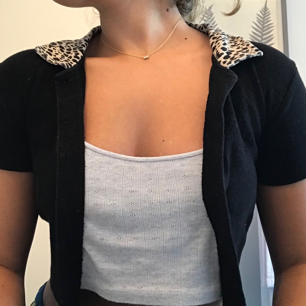 Brandy Melville Collared Crop Top